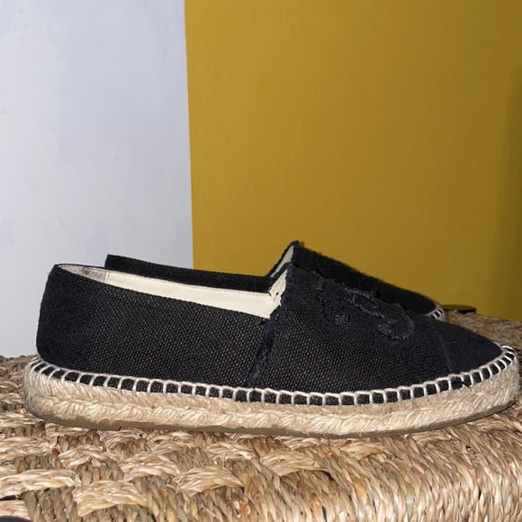 Chanel Denim Toile CC Espadrilles - Picture 2 of 6